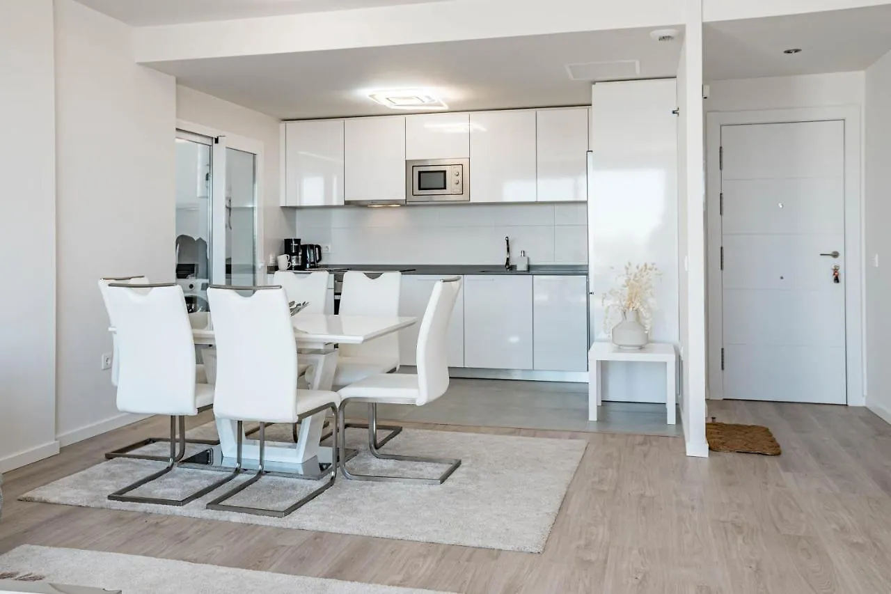 Tranquil Oasis 2 Bedroom Apartment In Nueva Andalucia Close To Centro Plaza Marbella