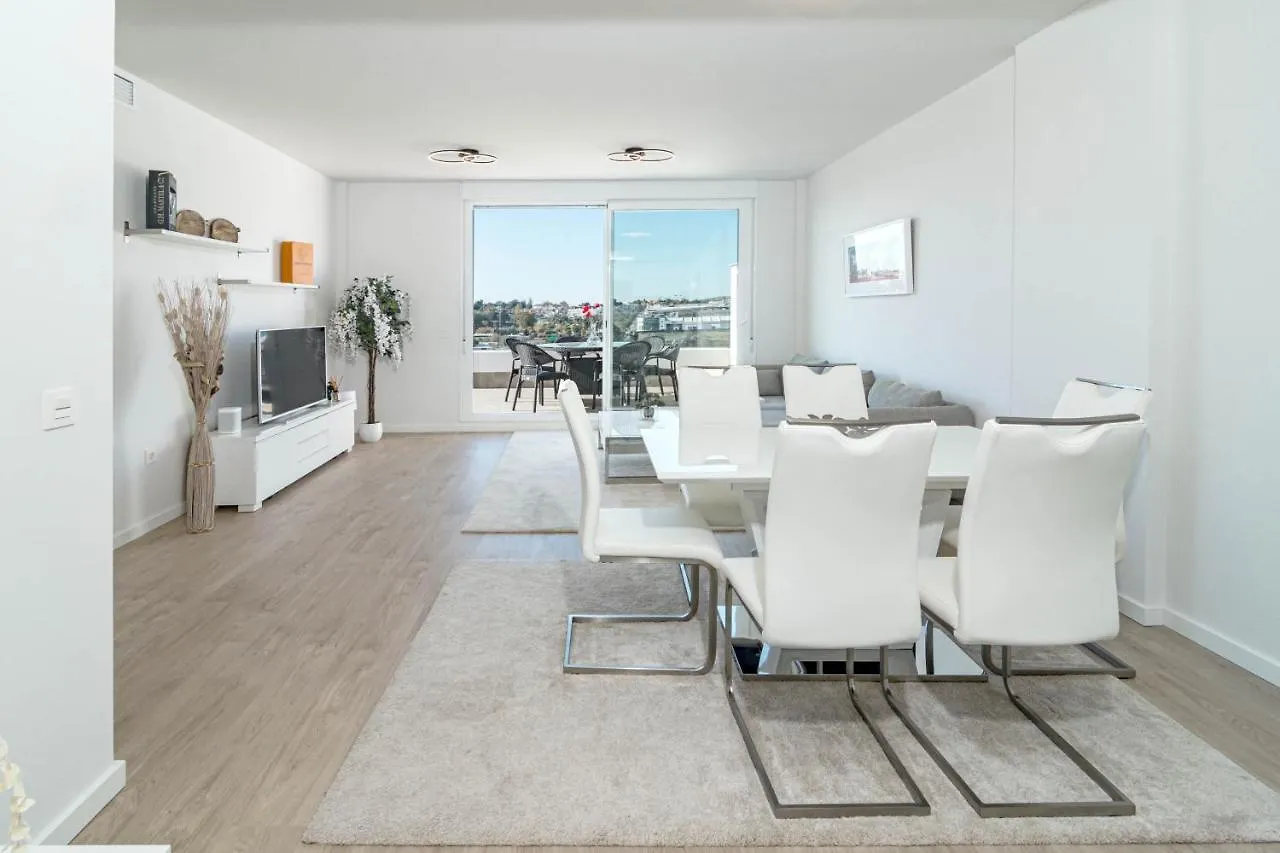 Tranquil Oasis 2 Bedroom Apartment In Nueva Andalucia Close To Centro Plaza Marbella